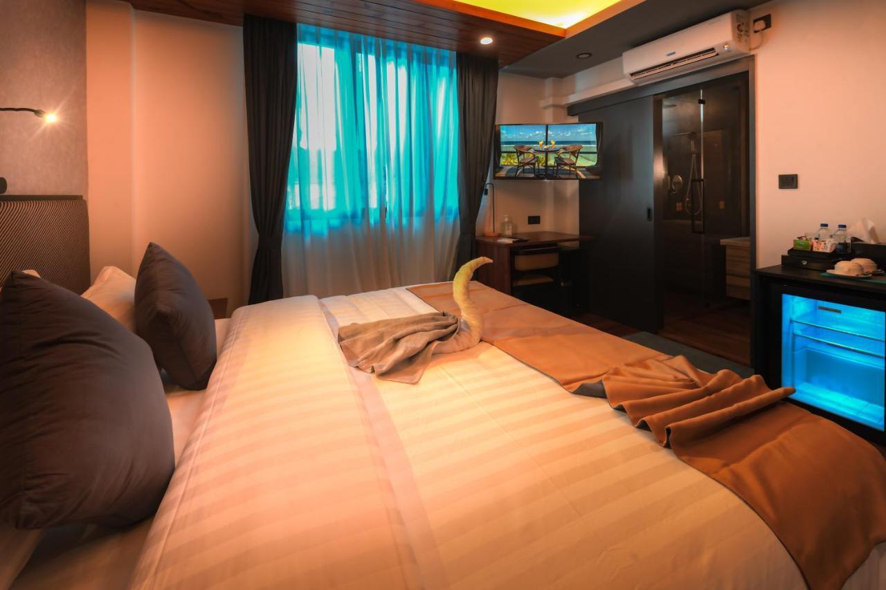 Chen Beach Inn 훌루말레 외부 사진