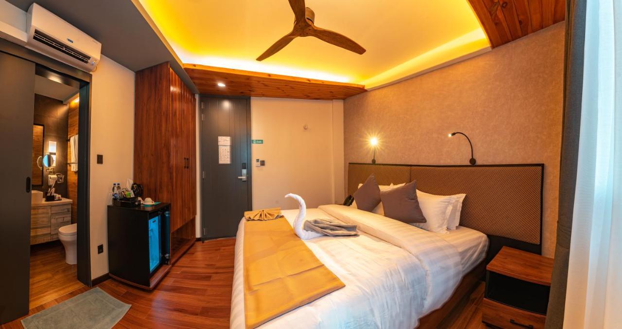 Chen Beach Inn 훌루말레 외부 사진