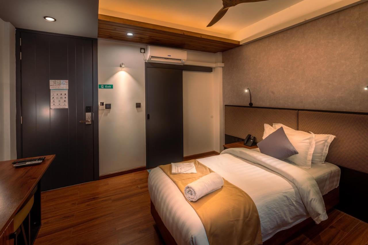Chen Beach Inn 훌루말레 외부 사진