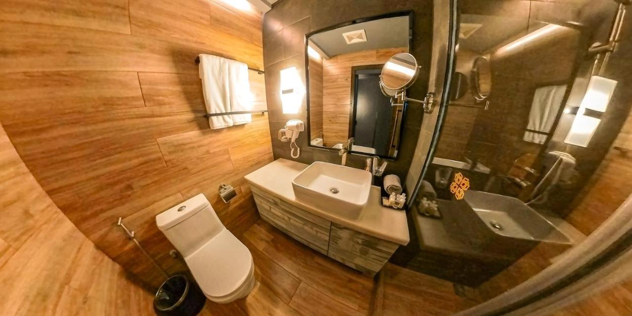 Chen Beach Inn 훌루말레 외부 사진
