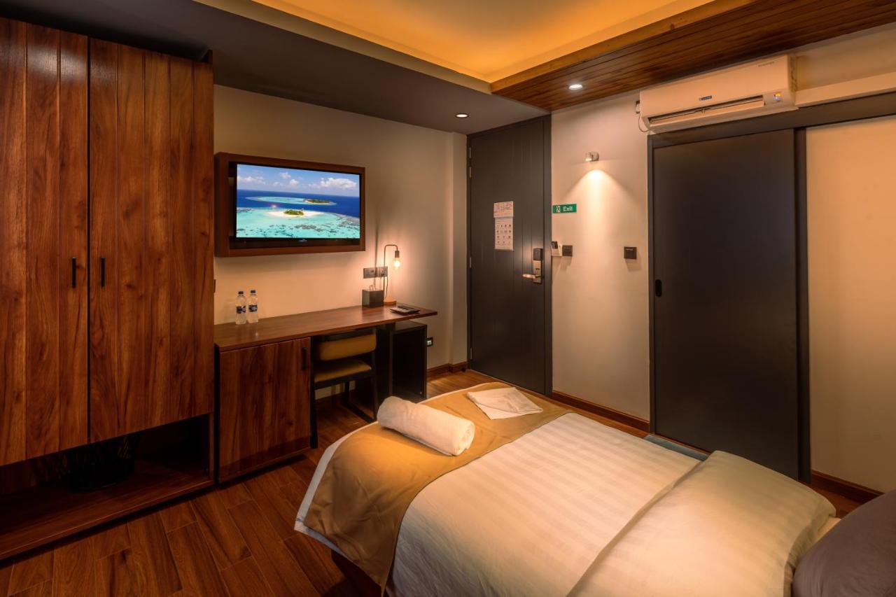 Chen Beach Inn 훌루말레 외부 사진