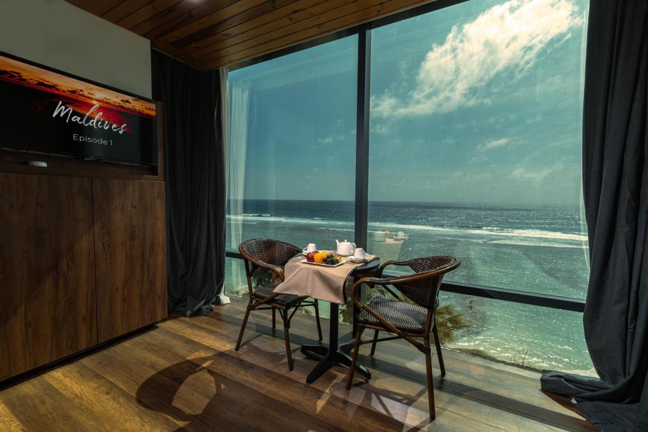 Chen Beach Inn 훌루말레 외부 사진